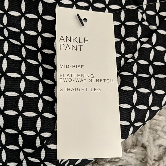 A.n.a Trouser Pants - Picture 3 of 10